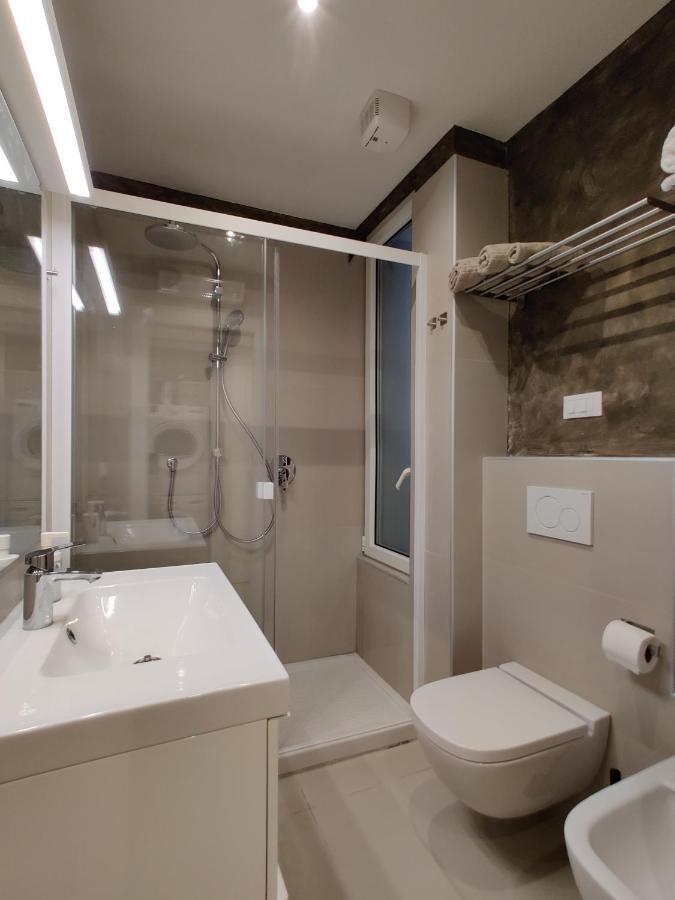 Downtown Apartments Merlo Милано Екстериор снимка