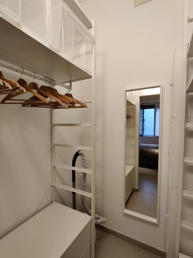 Downtown Apartments Merlo Милано Екстериор снимка