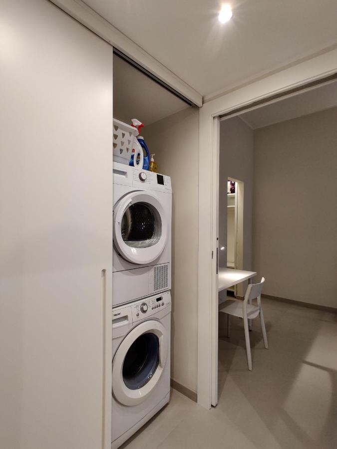 Downtown Apartments Merlo Милано Екстериор снимка